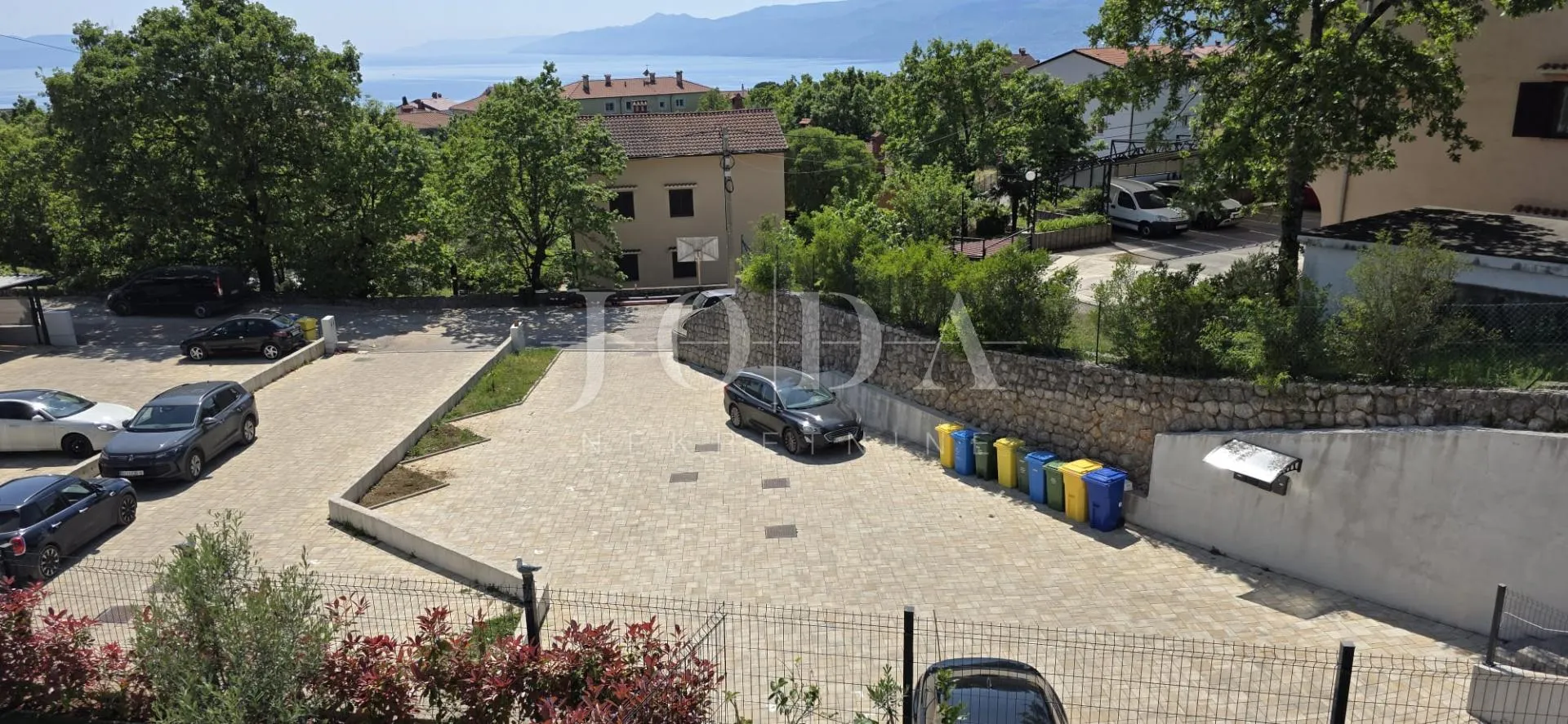 rijeka-luksuzno uređena kuća - slika 32