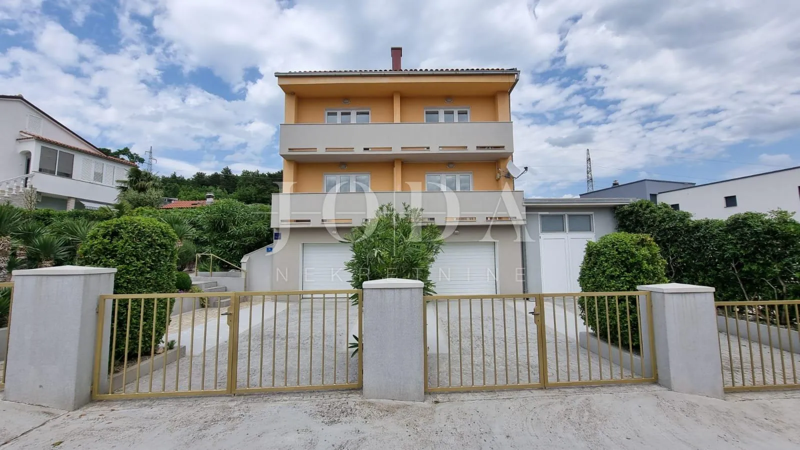 crikvenica, samostojeća kuća sa bazenom! - slika 35
