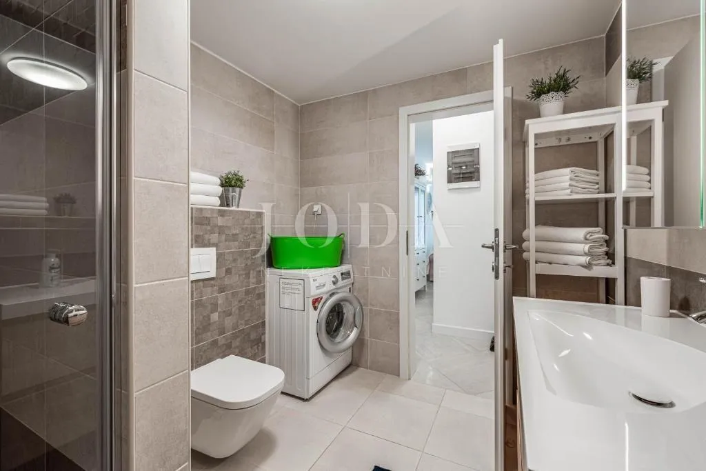 labin, okolica, šarmantna istarska villa - slika 19