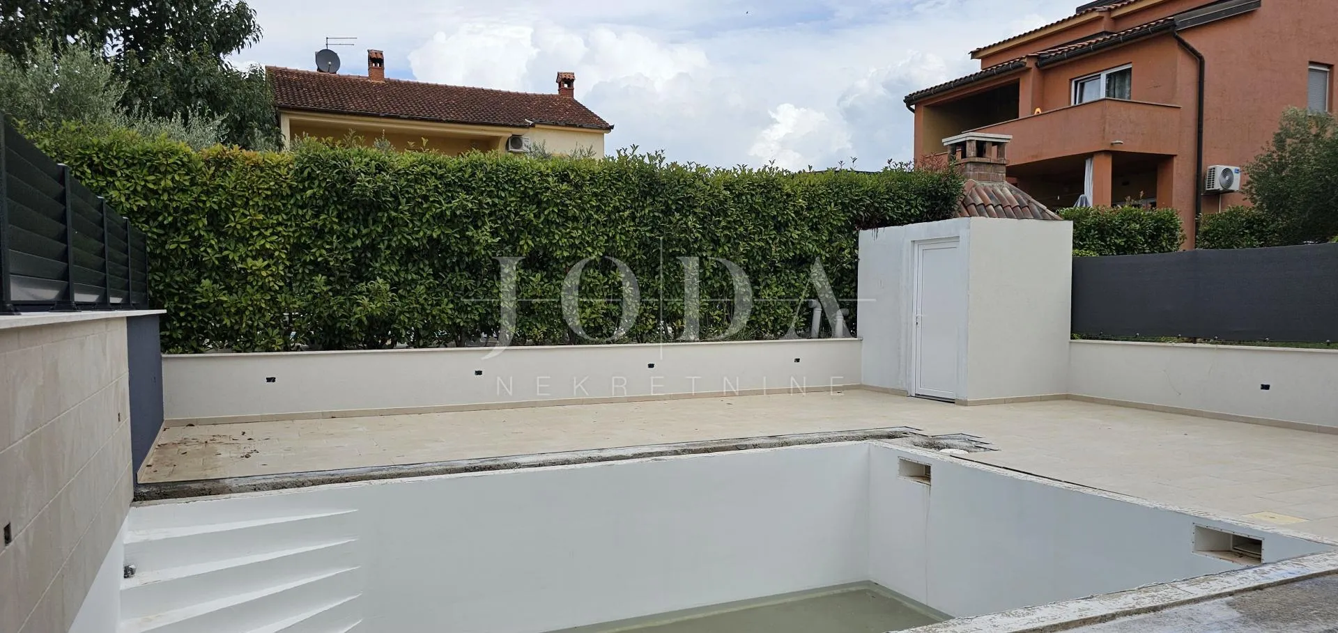 popust novogradnja kuća sa bazenom,novigrad okolica - slika 26