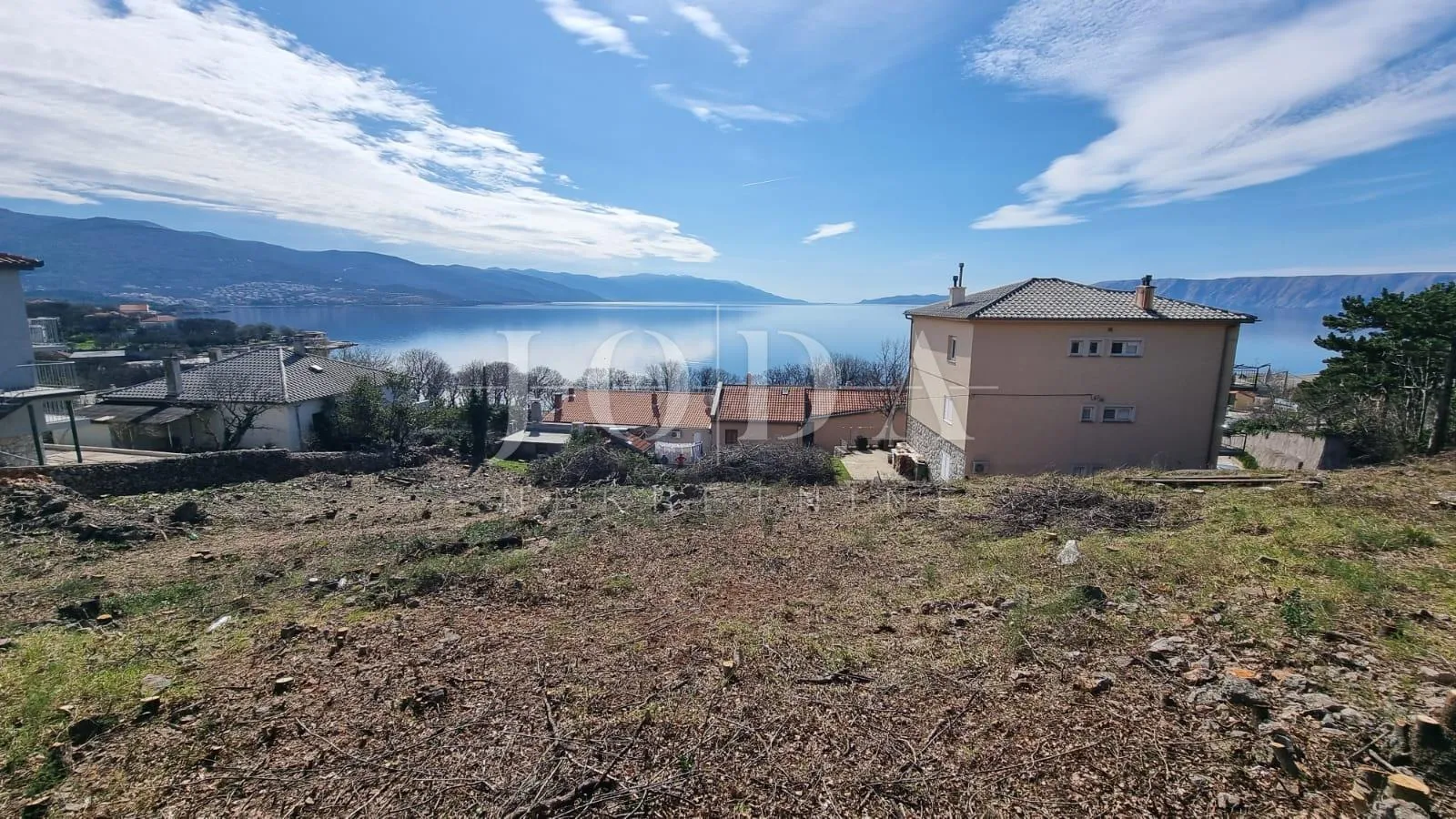 povile teren drugi red do mora - slika 7