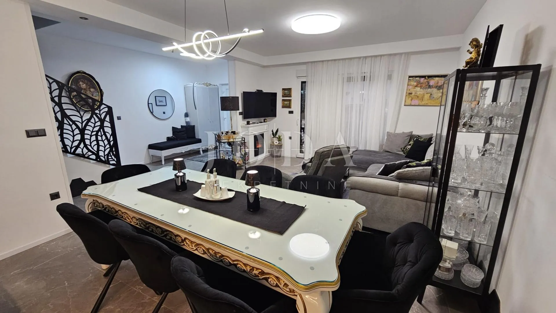 bribir kuća sa bazenom - slika 39