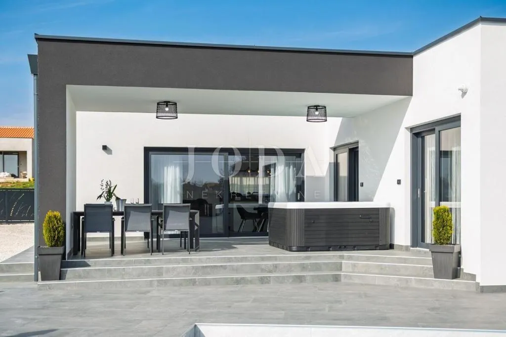 žminj, moderna villa sa bazenom, jacuzzijem i saunom - slika 9