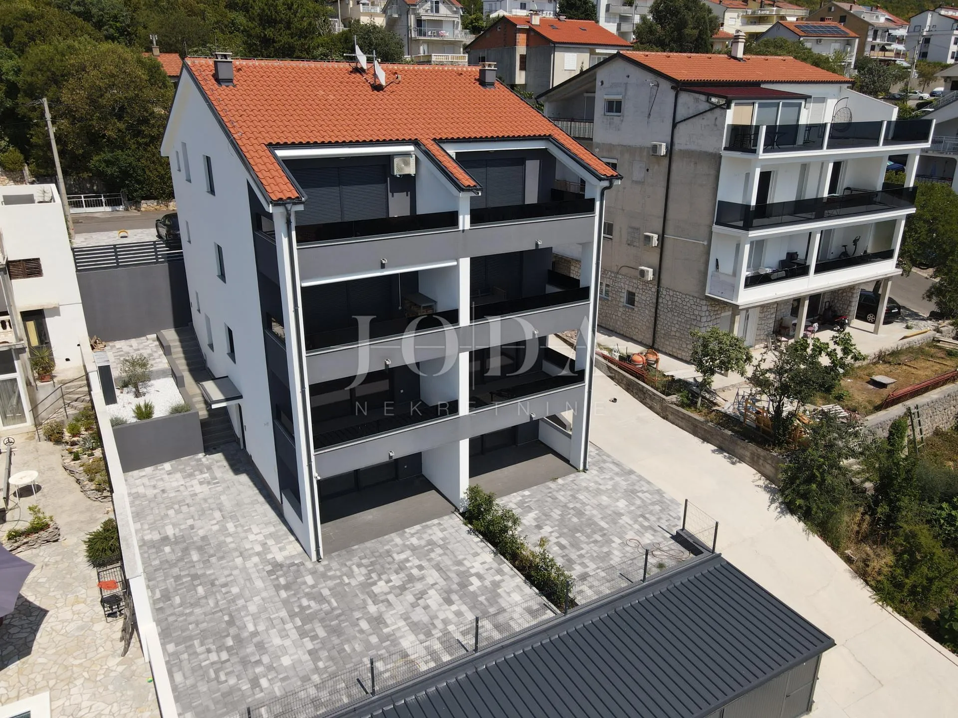 dramalj dvoetažni apartman u novogradnji - slika 18