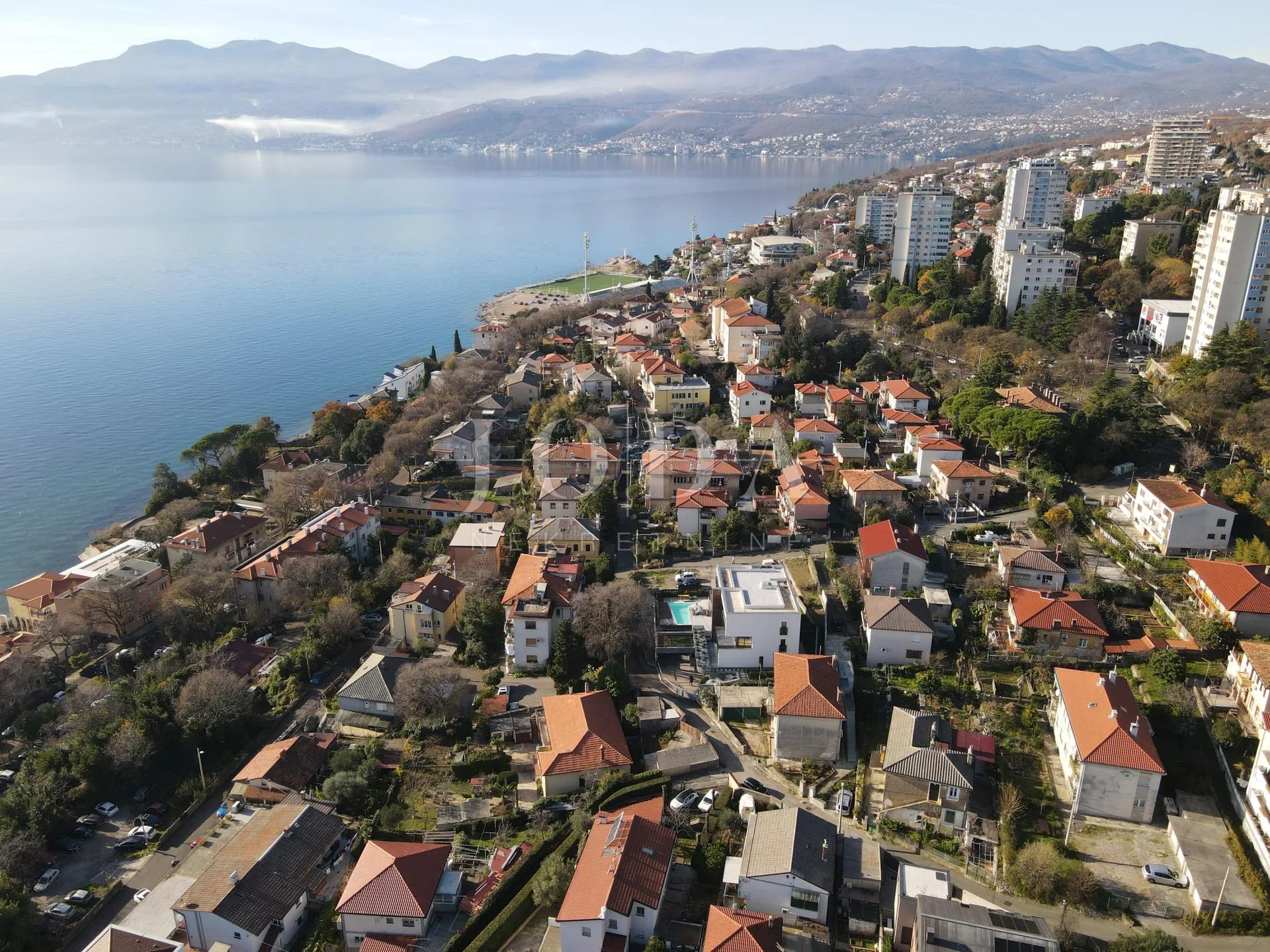 kantrida - moderan trosobni stan s dva garažna mjesta - slika 2