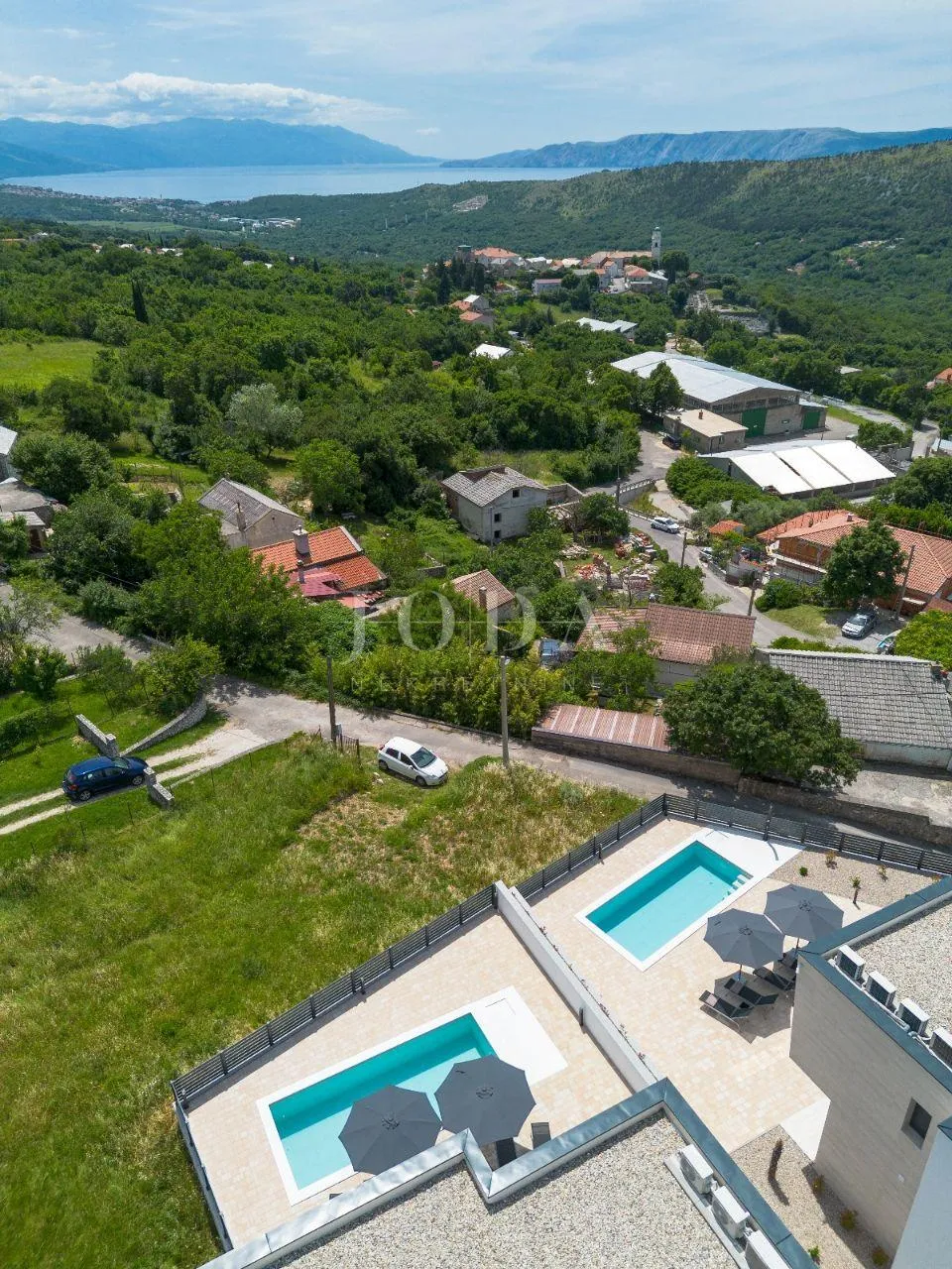 bribir moderna villa s bazenom i pogledom na more - slika 16