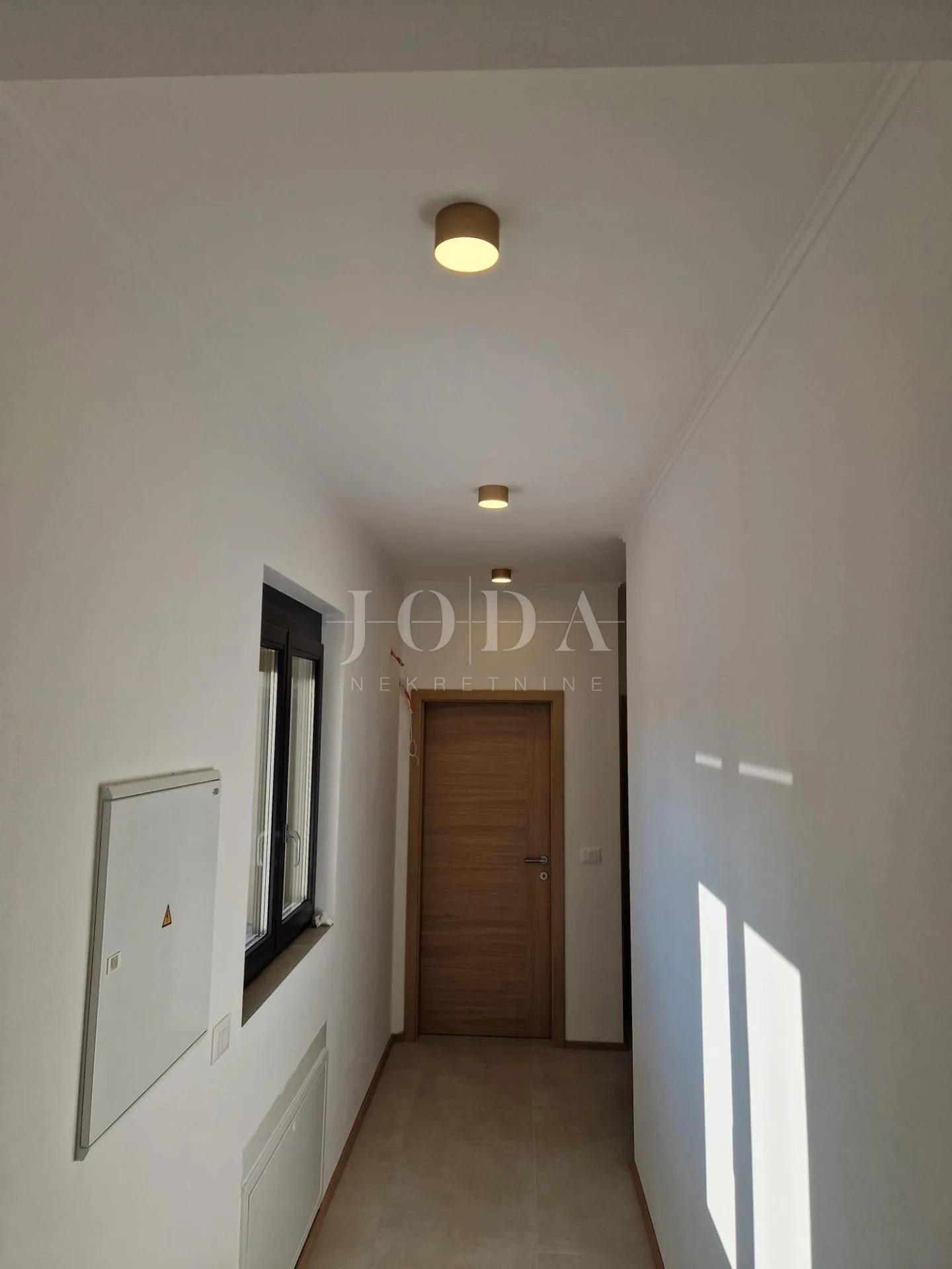 rovinj, okolica, novoizgrađena moderna villa - slika 9