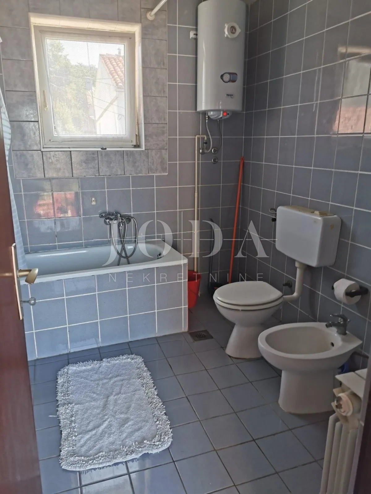 jadranovo kuća sa pet jedinica - slika 23