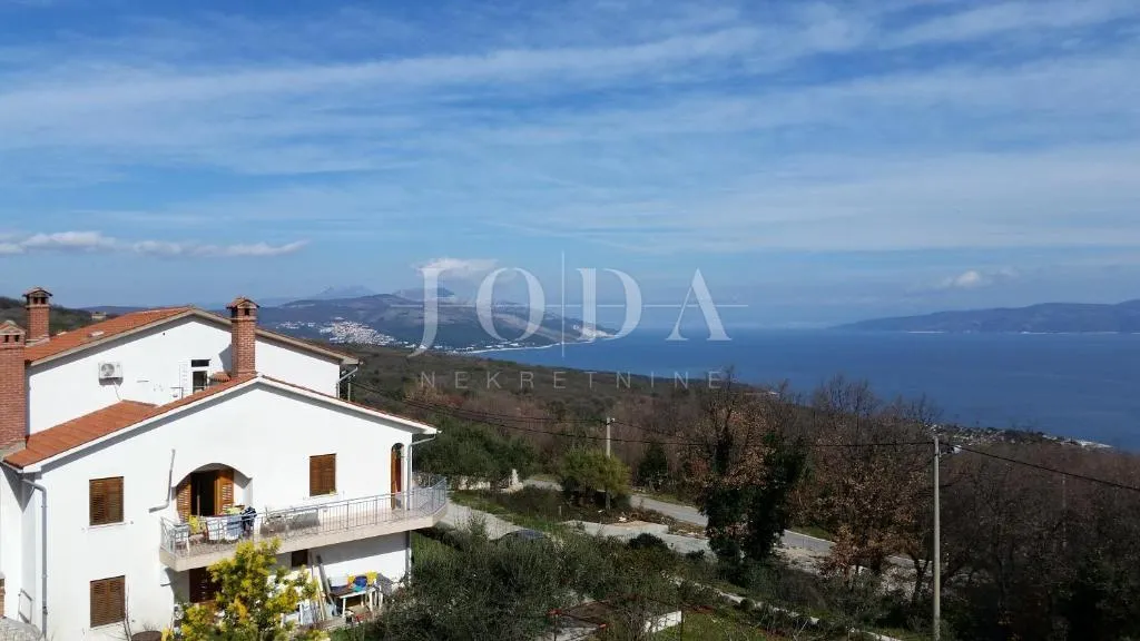 labin, okolica, kuća sa šest apartmana i pogledom na more - slika 1