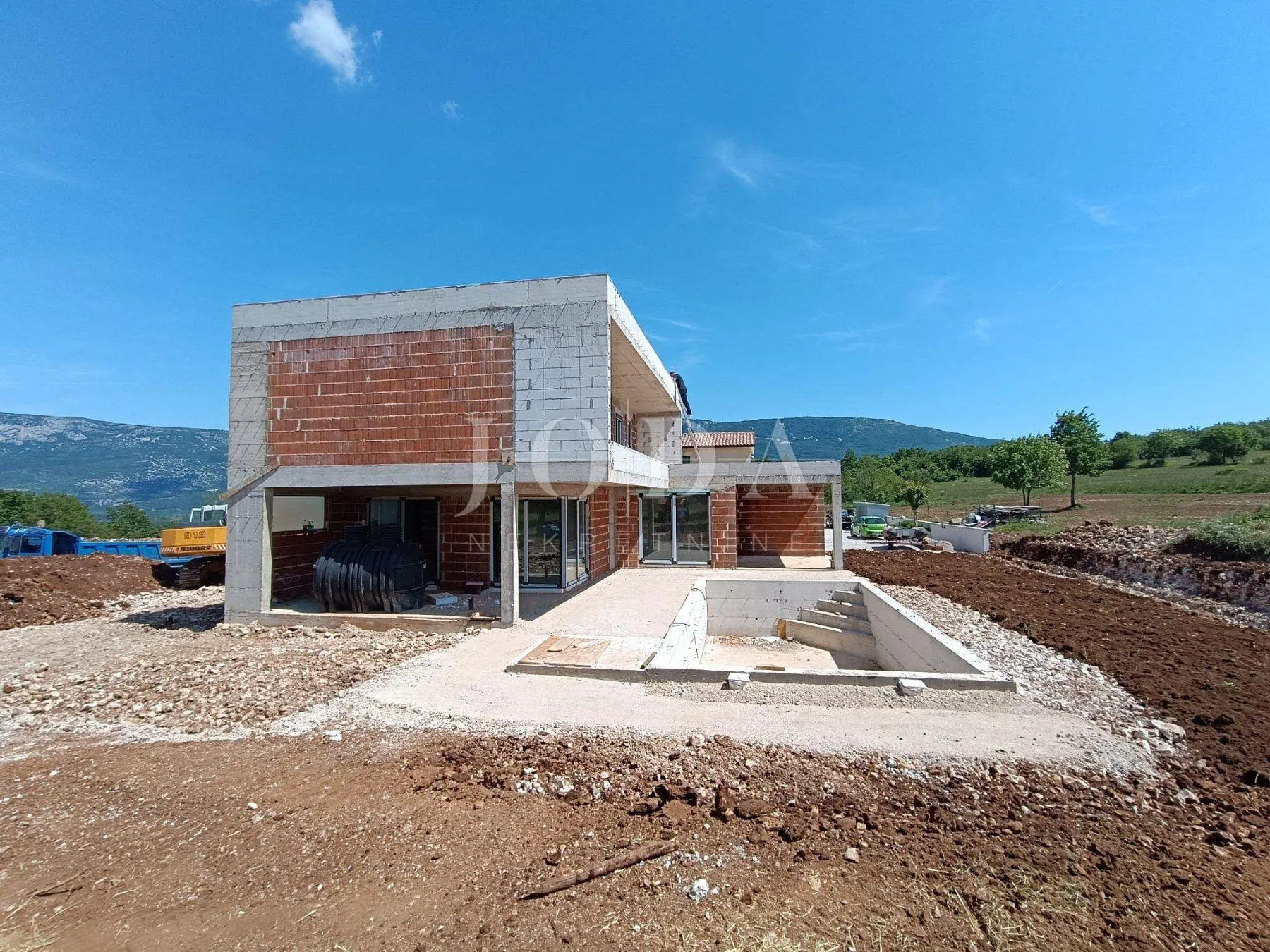 kršan, moderna villa na kraju mjesta - slika 5