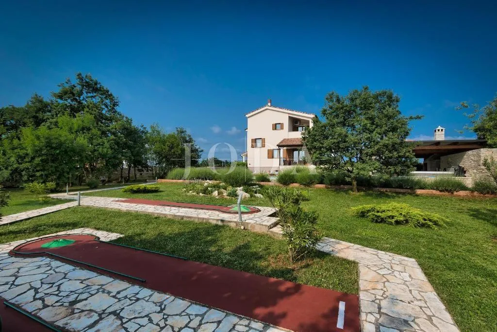 svetvinčenat, okolica, villa sa jacuzzijem i grijanim bazenom - slika 8