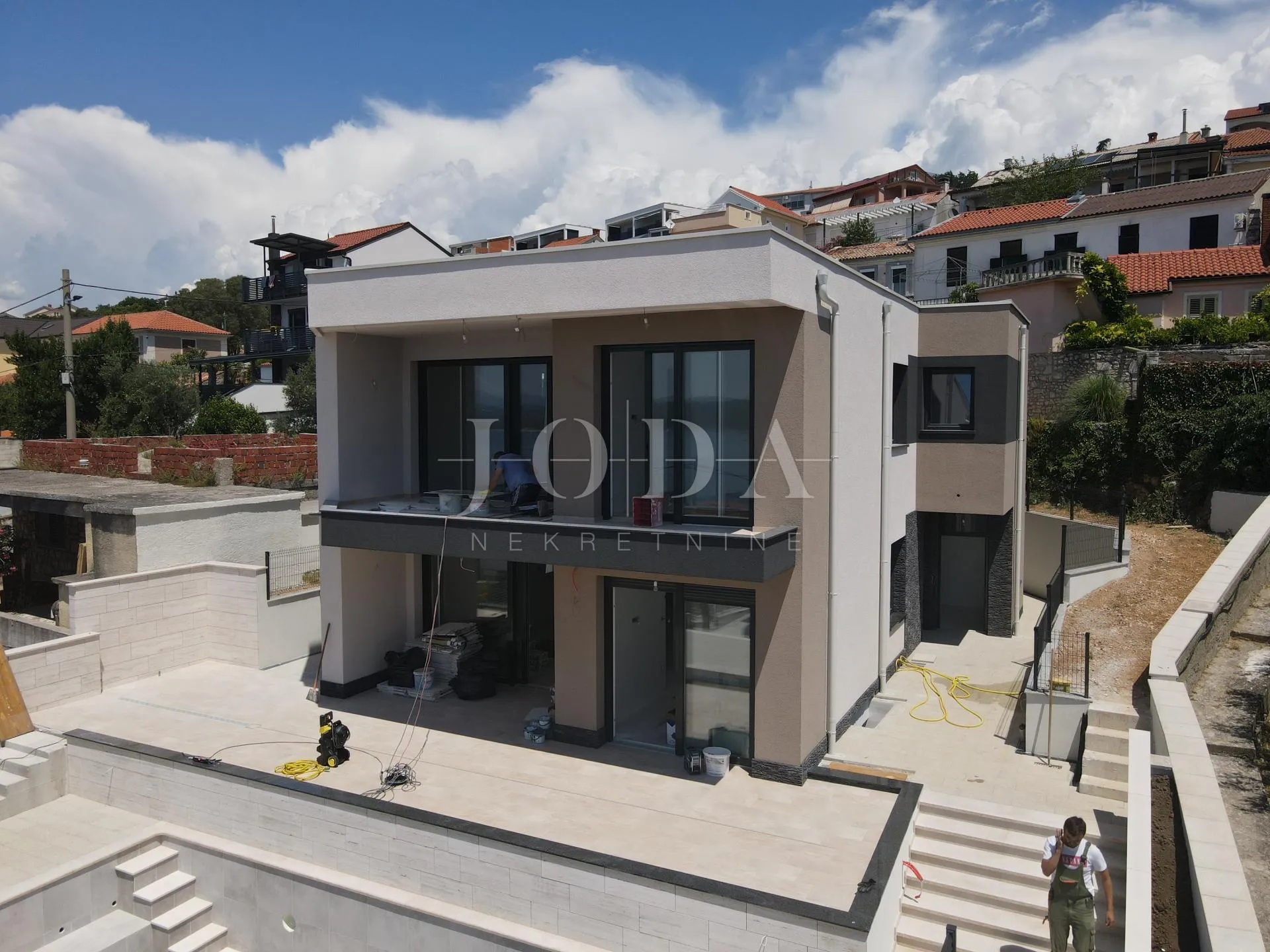 Crikvenica samostojeća kuća s bazenom i pogledom na more