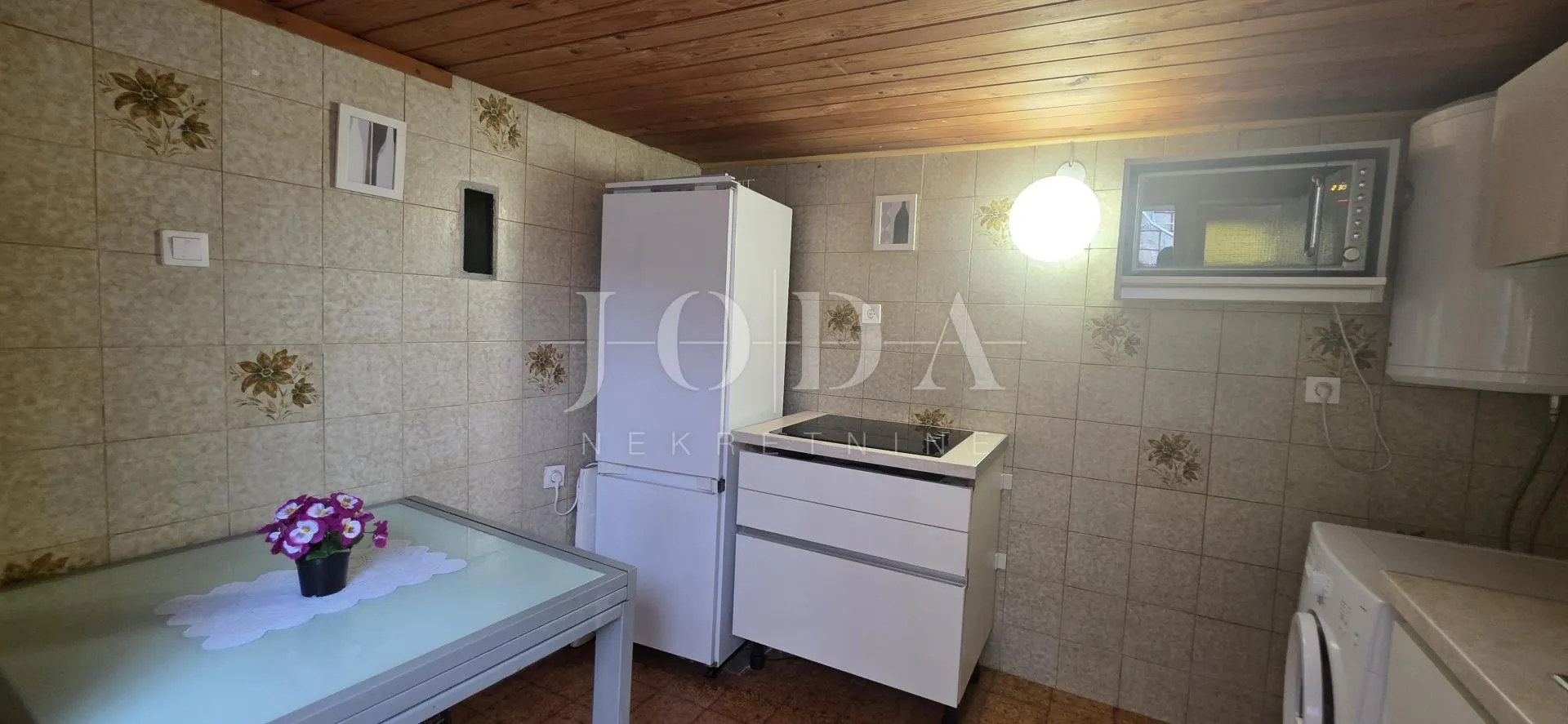 kuća s terasom i pogledom na more | selce, blizu plaže – prodaja - slika 18