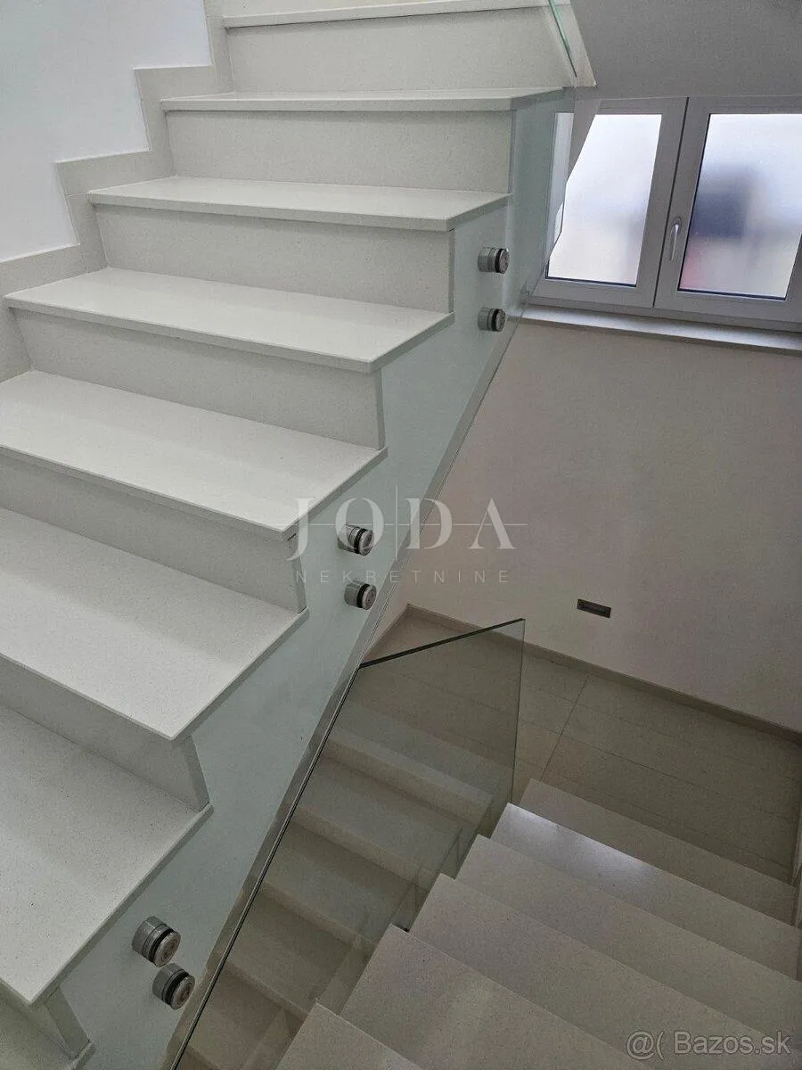dramalj stan, 2s+db, parking, terasa, spremište - slika 12