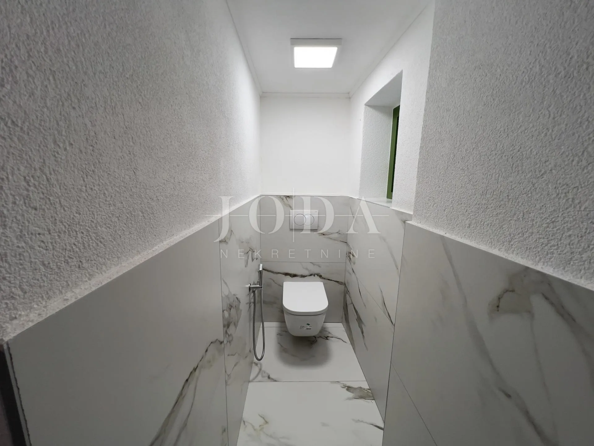 luksuzna kamena vila s bazenom i pogledom na more – grižane, crikveničko zaleđe - slika 34