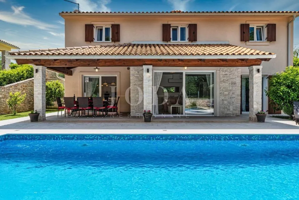 labin, okolica, šarmantna istarska villa - slika 2