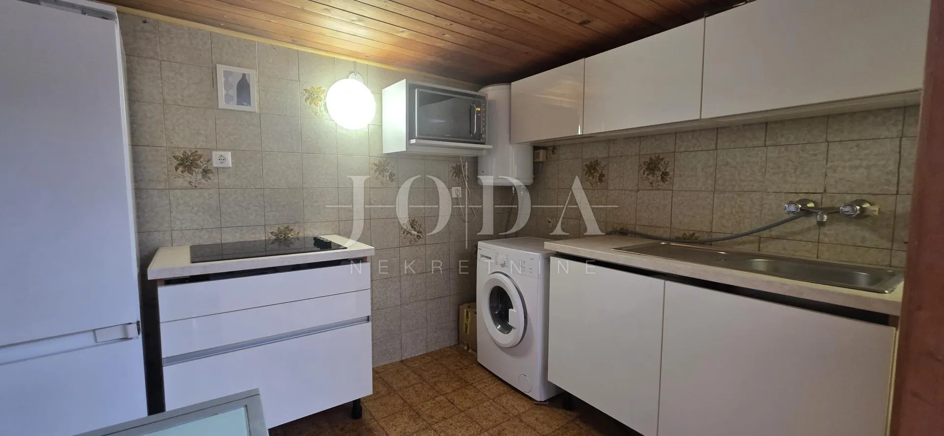 kuća s terasom i pogledom na more | selce, blizu plaže – prodaja - slika 17
