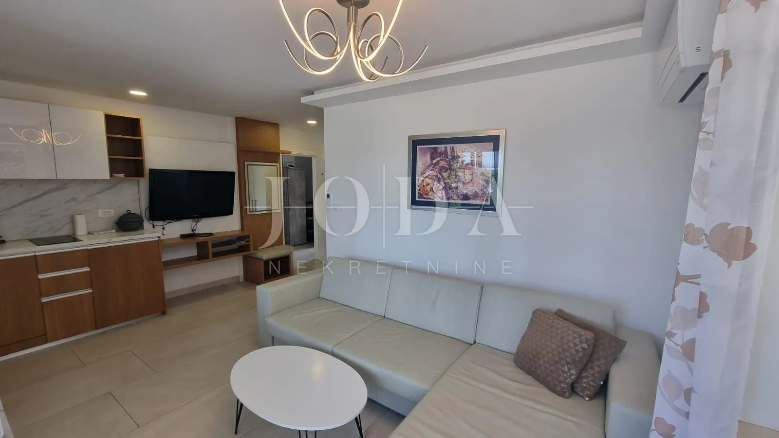 crikvenica, kuća sa osam apartmana - slika 30