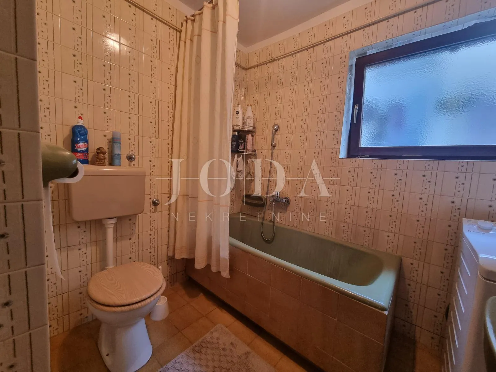 crikvenica, trosobni stan u širem centru grada - slika 15