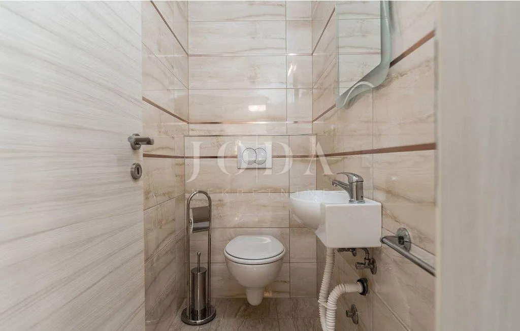 labin, okolica, villa za odmor sa bazenom i jaccuzijem na jedinstvenoj lokaciji - slika 40