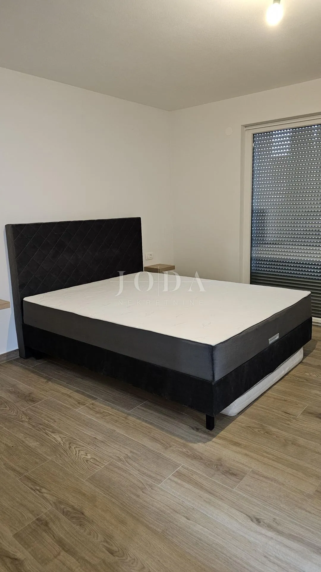 popust novogradnja kuća sa bazenom,novigrad okolica - slika 12