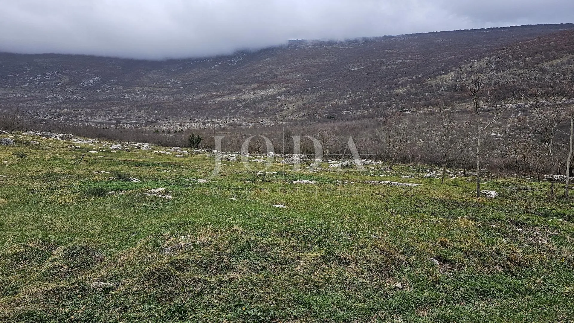prilika popust!! 4 građevinska terena sa prekrasnim pogledom,kršan okolica - slika 3