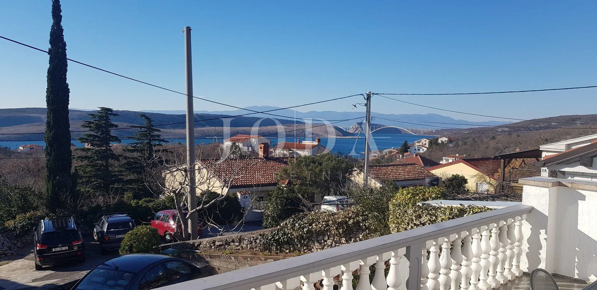 jadranovo kuća sa tri stana - slika 4