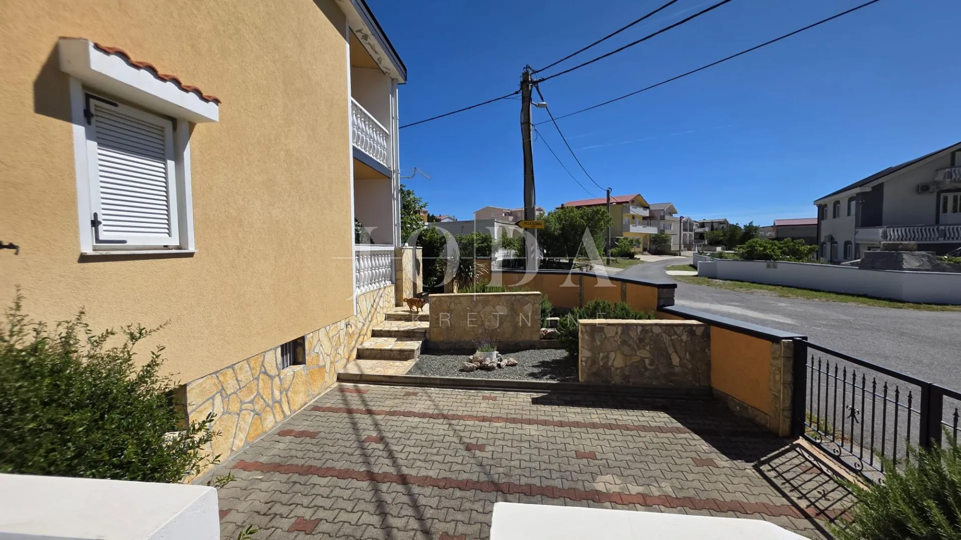 cesarica apartman sa okućnicom blizu mora - slika 14