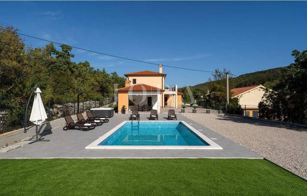 labin, okolica, villa za odmor sa bazenom i jaccuzijem na jedinstvenoj lokaciji - slika 4
