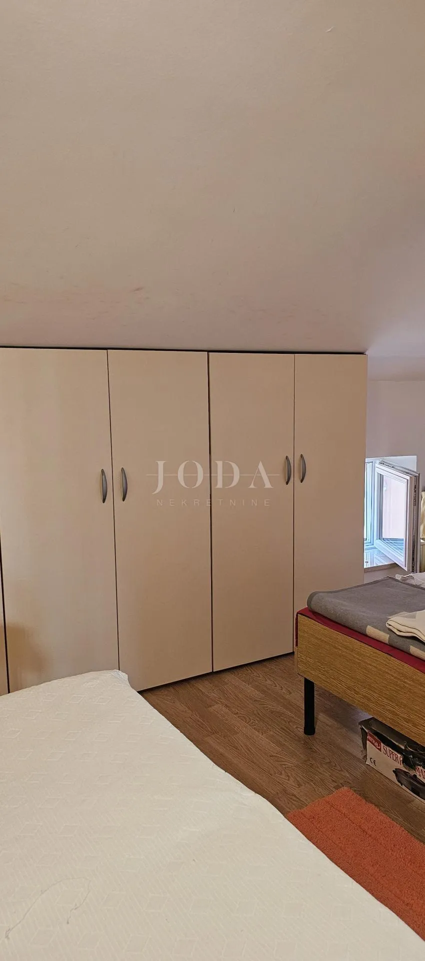 kuća u nizu sa 4 apartmana i balkonom,vrsar centar - slika 27