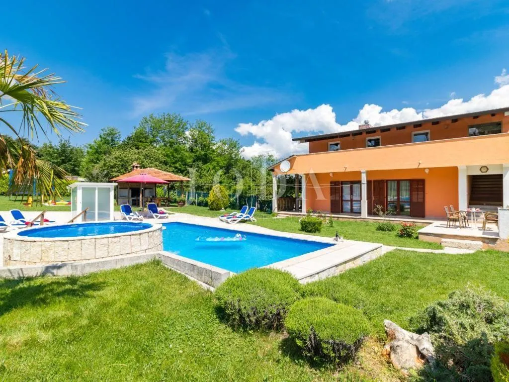 motovun, okolica, kuća za odmor sa bazenom - slika 2