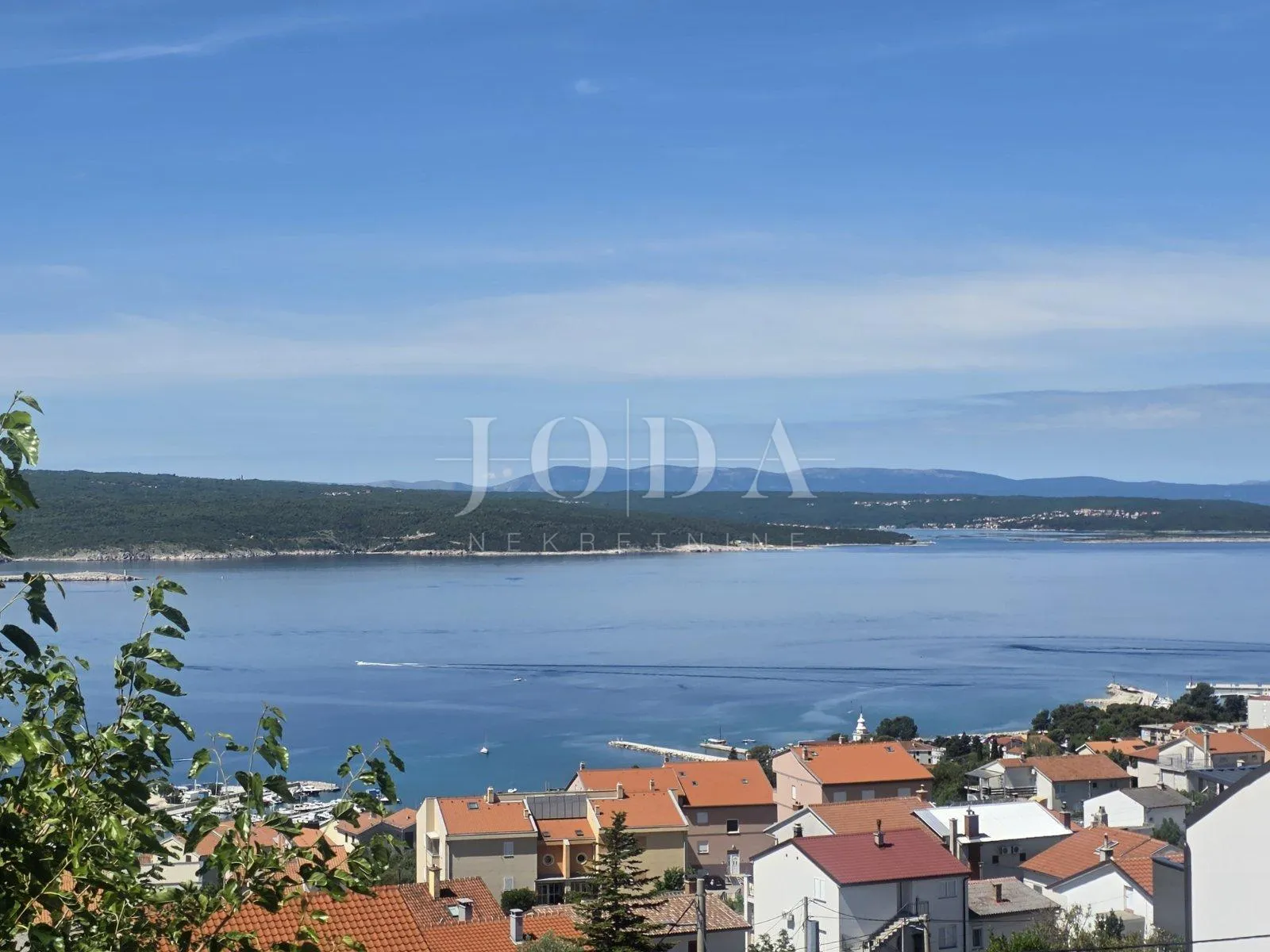 CRIKVENICA, stan na prvom katu sa panoramskim pogledom