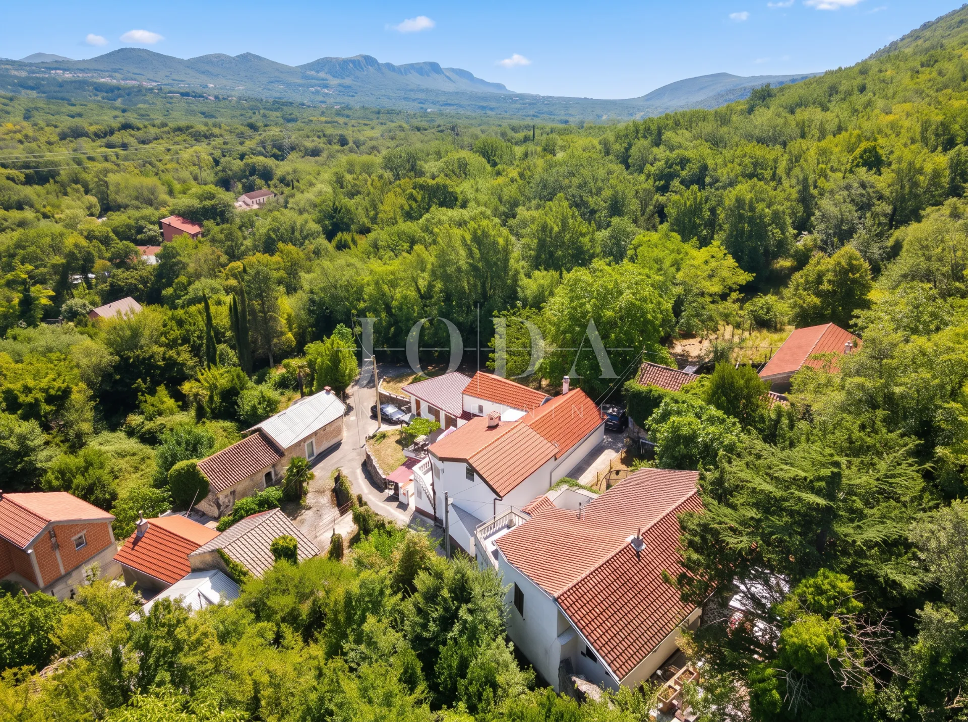 tribalj imanje u blizini jezera - slika 4