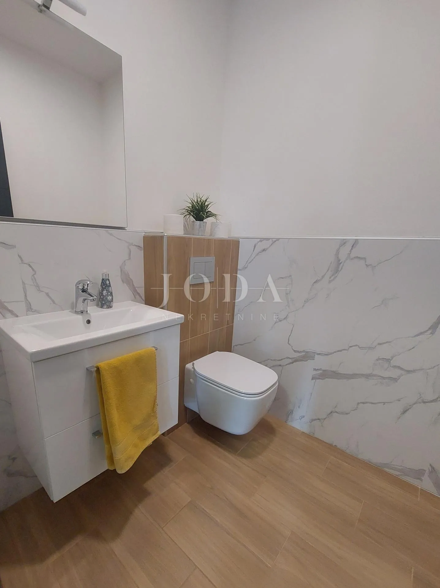 lijepa prizemnica sa prostranom okućnicom 1900m2,labin - slika 7