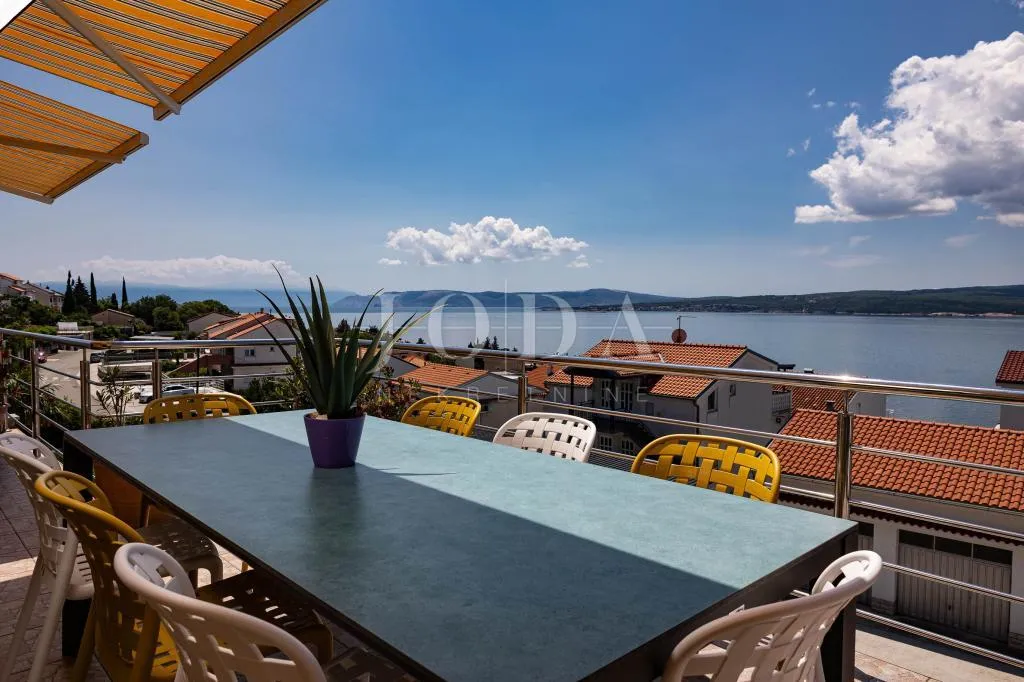 dramalj-kuca sa 7 apartmana - slika 7