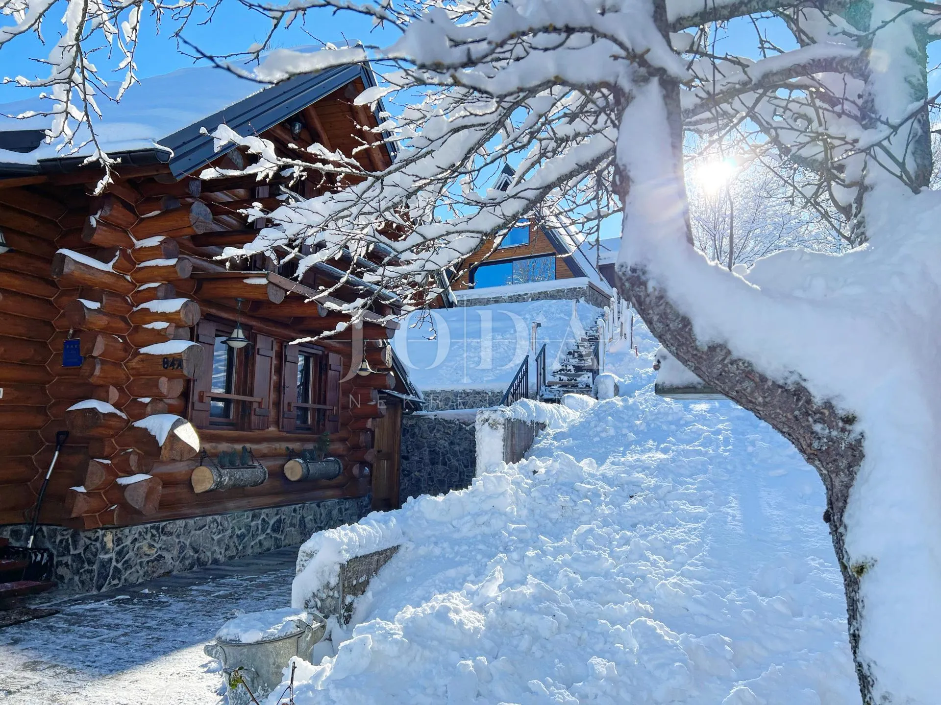 kupjak imanje na prodaju - slika 66