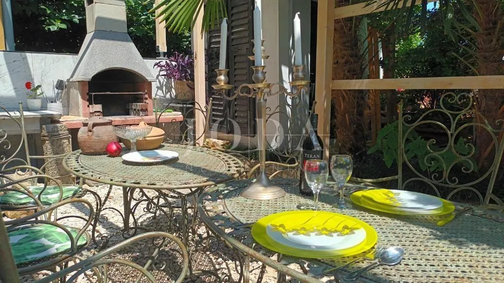 krnica, renovirana kamena villa sa bazenom - slika 6