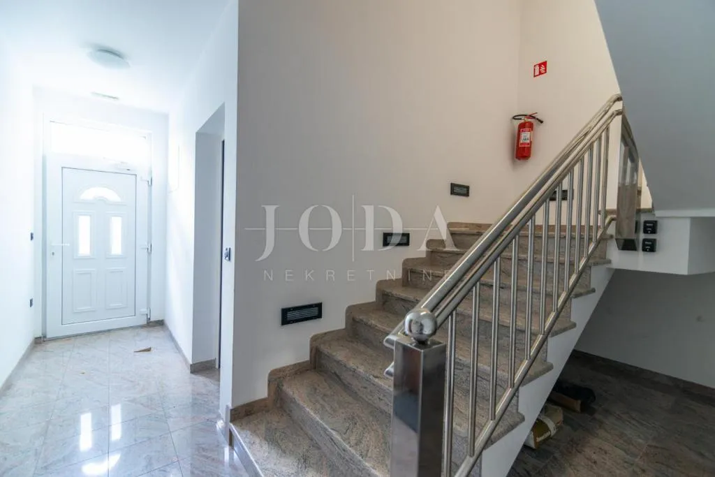 dramalj – apartman s pogledom na more - slika 17