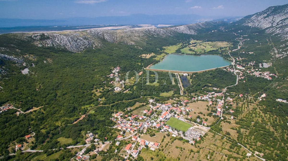 tribalj kuća s bazenom - slika 50