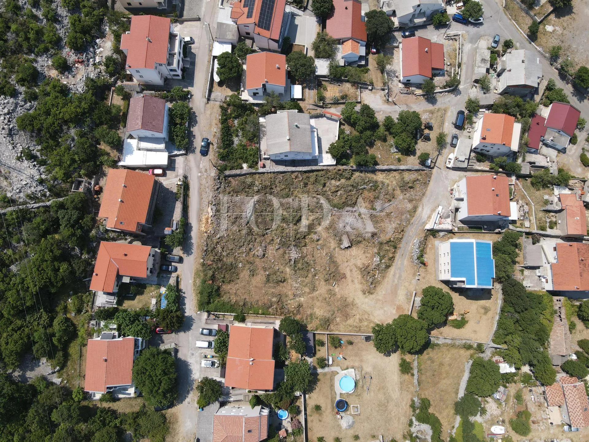zemljište s građevinskom dozvolom 250m od mora - slika 8