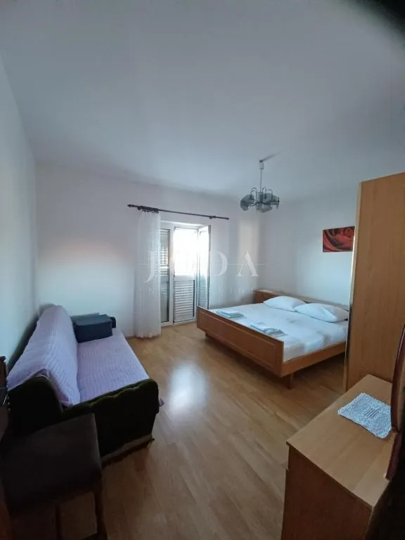 senj, kuća sa dva stana - slika 12