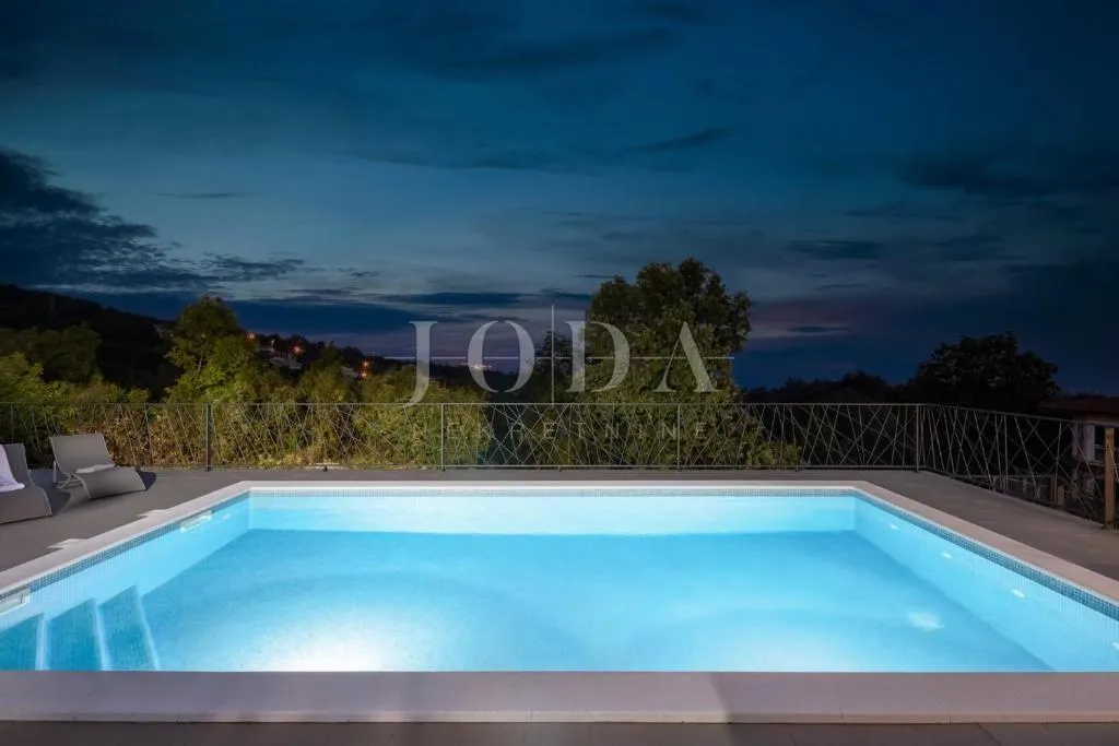 opatija, moderna villa sa prekrasnim pogledom na more - slika 12