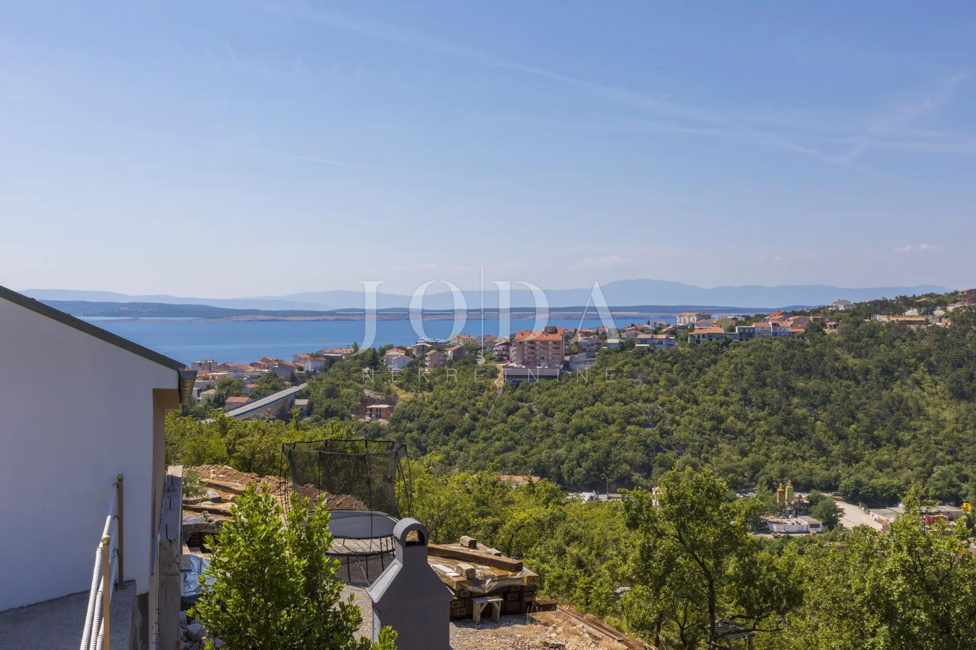 crikvenica, kuća sa tri stambene jedinice i bazenom - slika 63