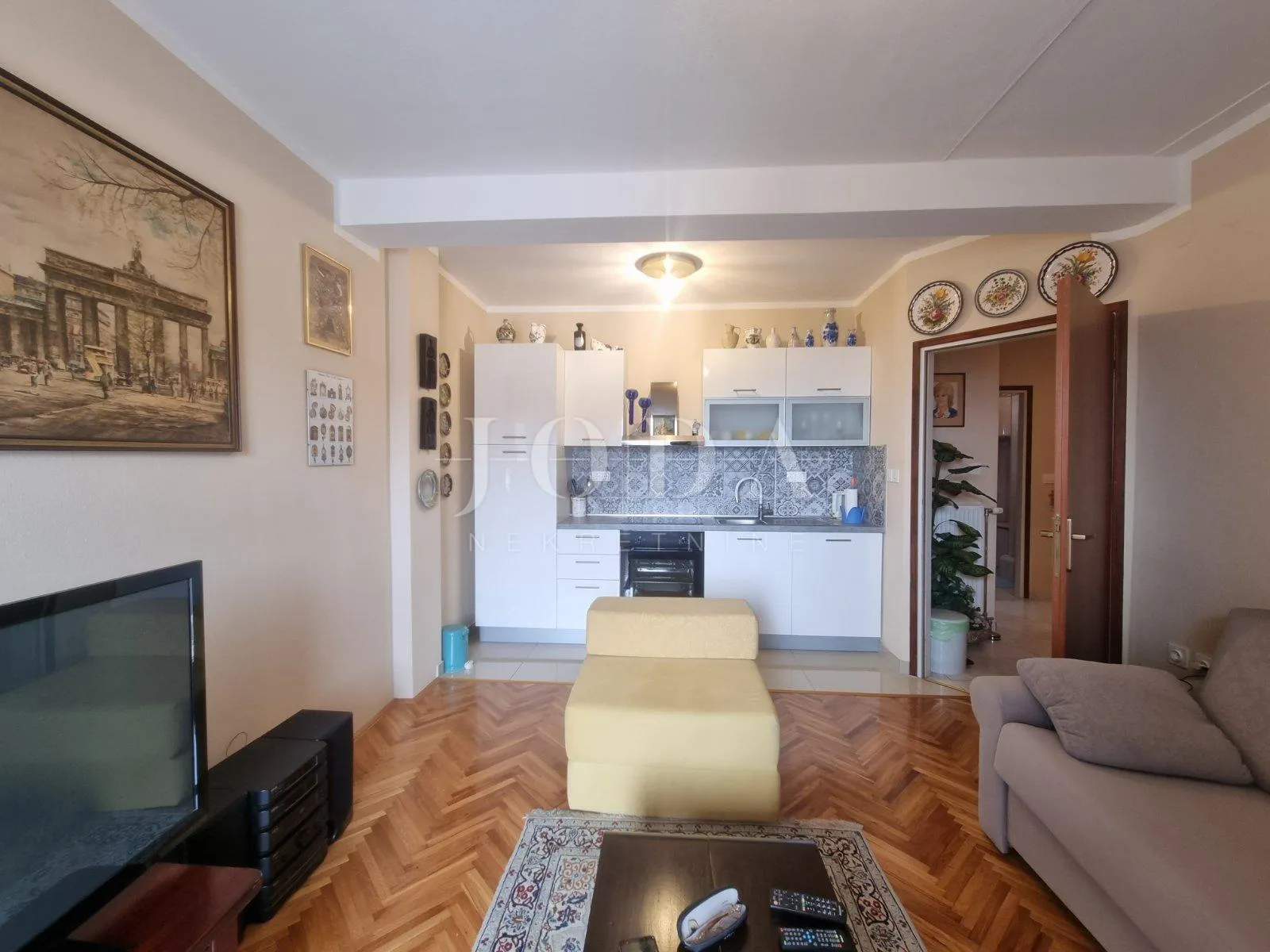 novi vinodolski, bribirska obala, stan 150m od mora - slika 12