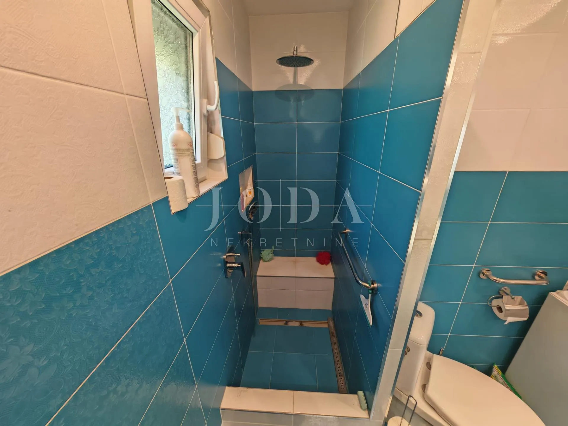 kuća sa 3 jedinice 200m od mora - slika 30