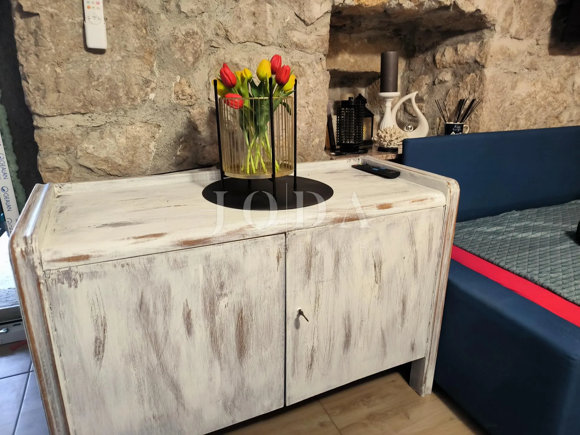 kuća sa dva adaptirana apartmana - slika 22
