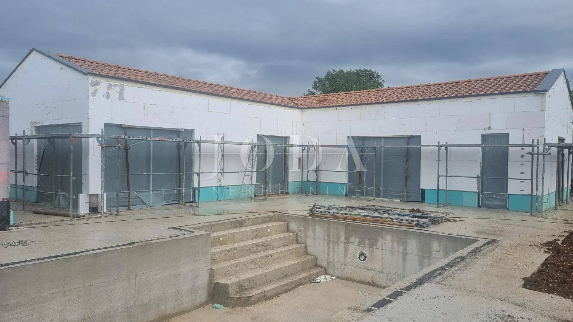tinjan, kringa villa s bazenom - slika 27
