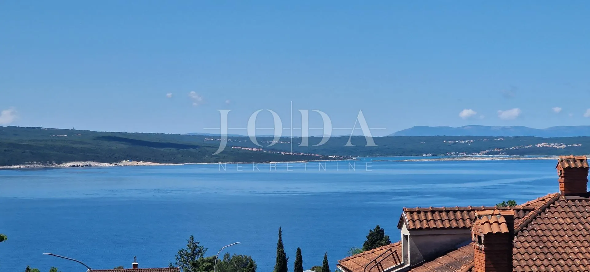 crikvenica, dvosobni stan na vrhunskoj lokaciji sa parkingom - slika 2