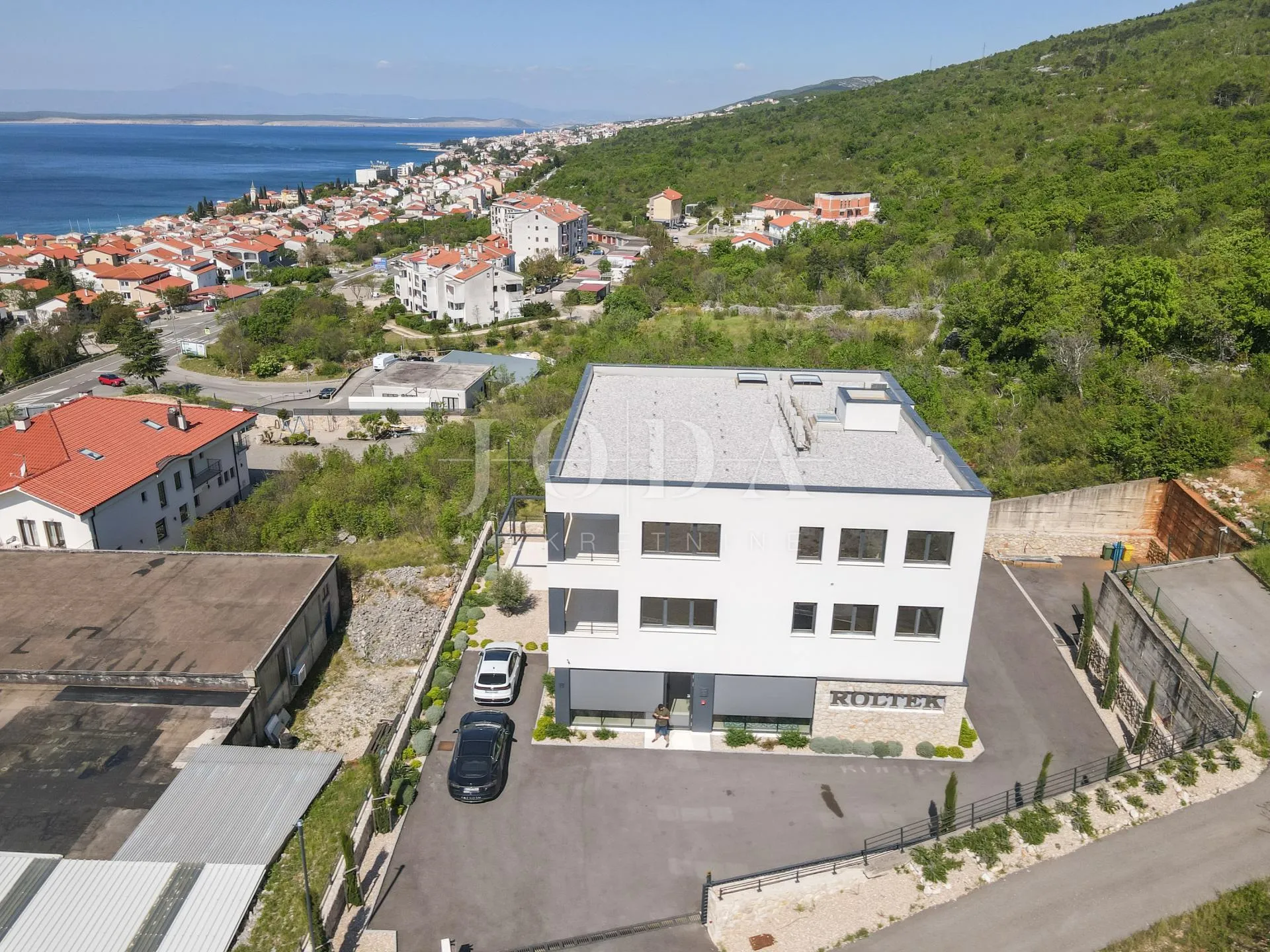 selce, novogradnja, dvoetažni stan - slika 11