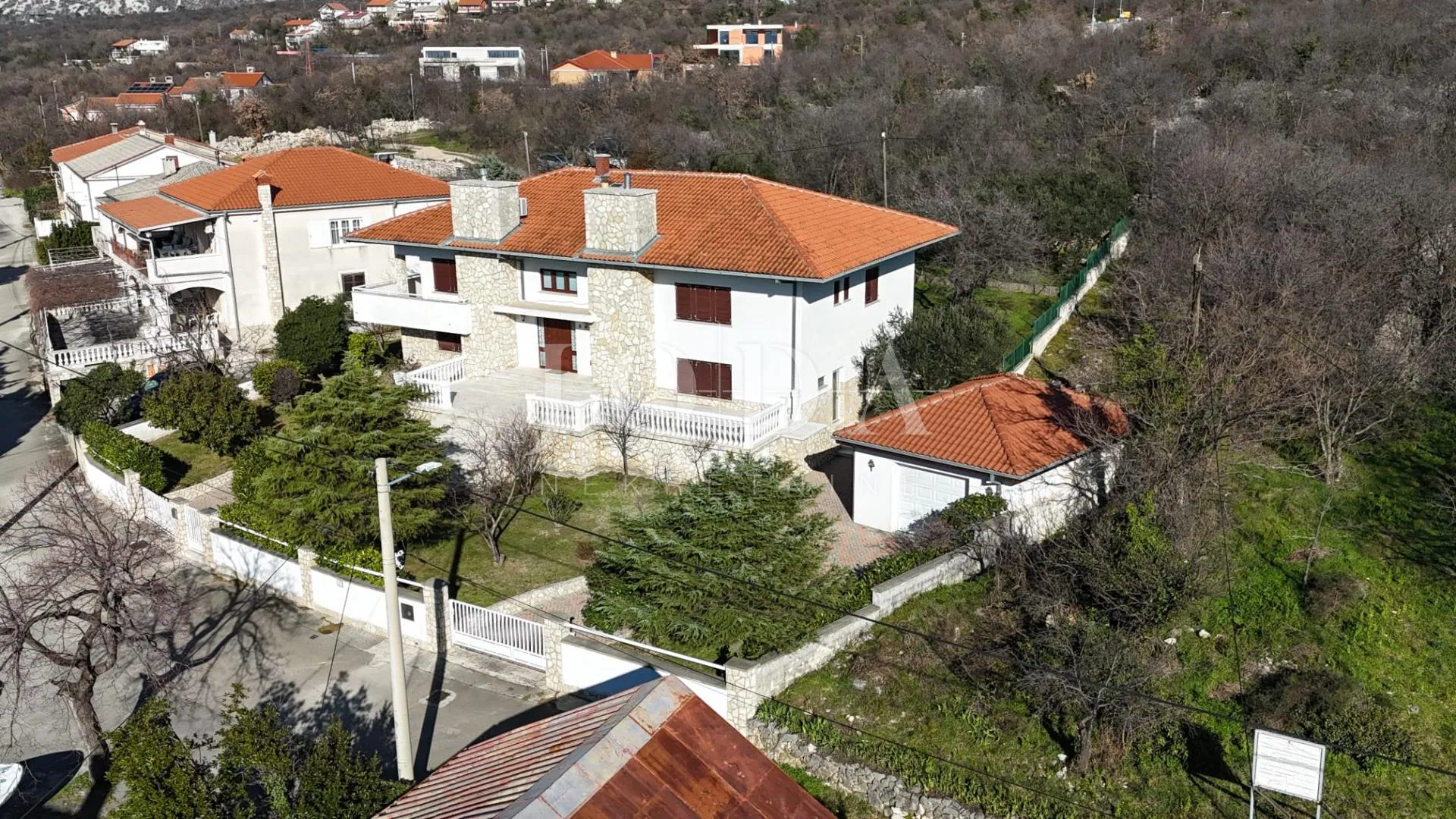 jedinstvena kuća za život - slika 10